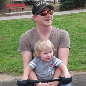 Meet your Posher, Derrick